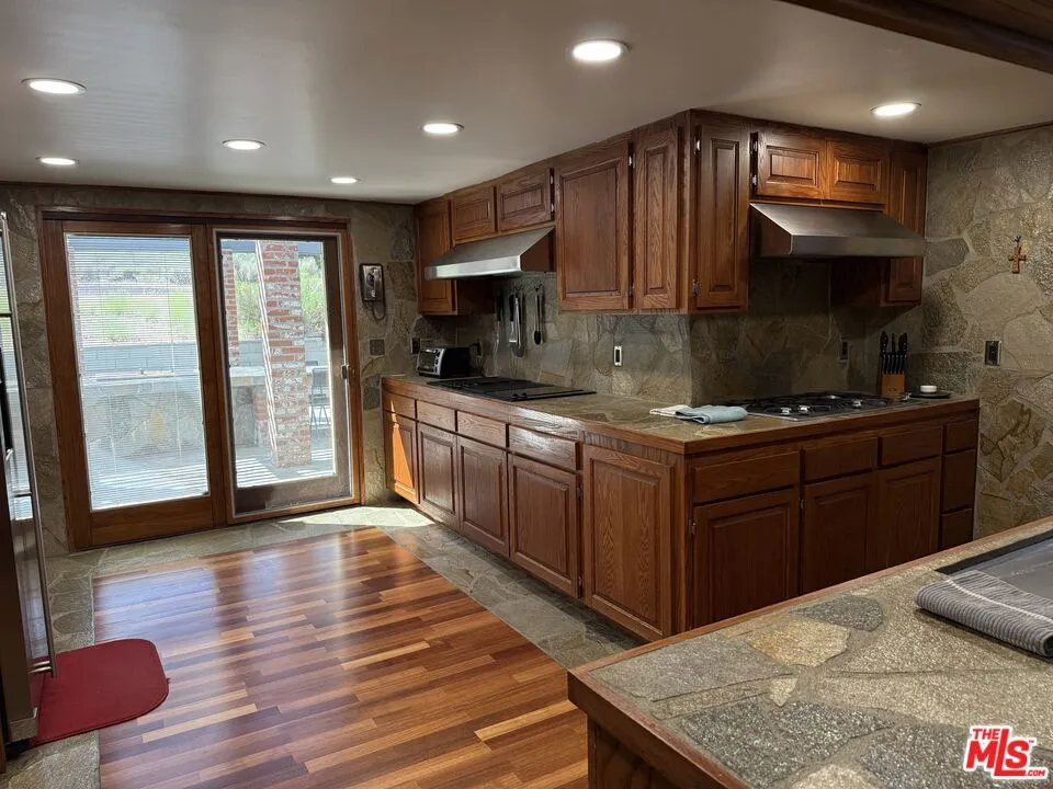 1196 Willow Lane Big Bear City, CA 92314