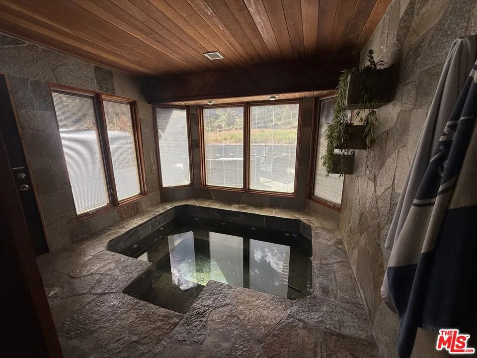 1196 Willow Lane Big Bear City, CA 92314
