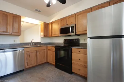 25484 Cockleshell Drive #901