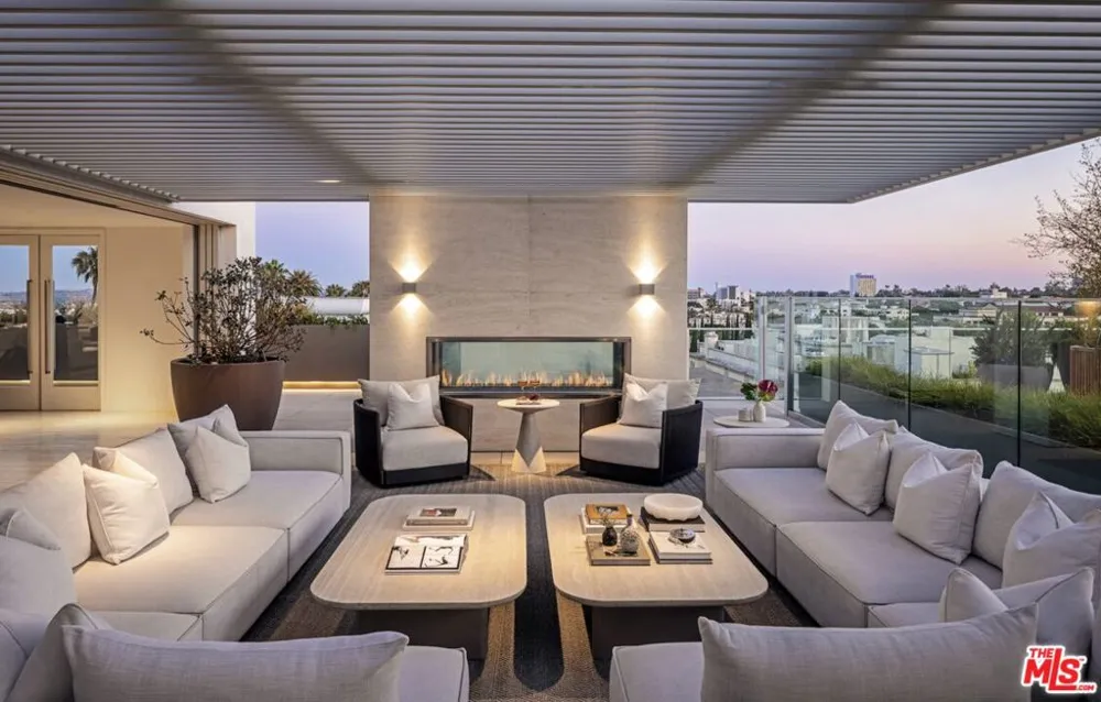 9200 Wilshire Boulevard #402W Beverly Hills, CA 90212
