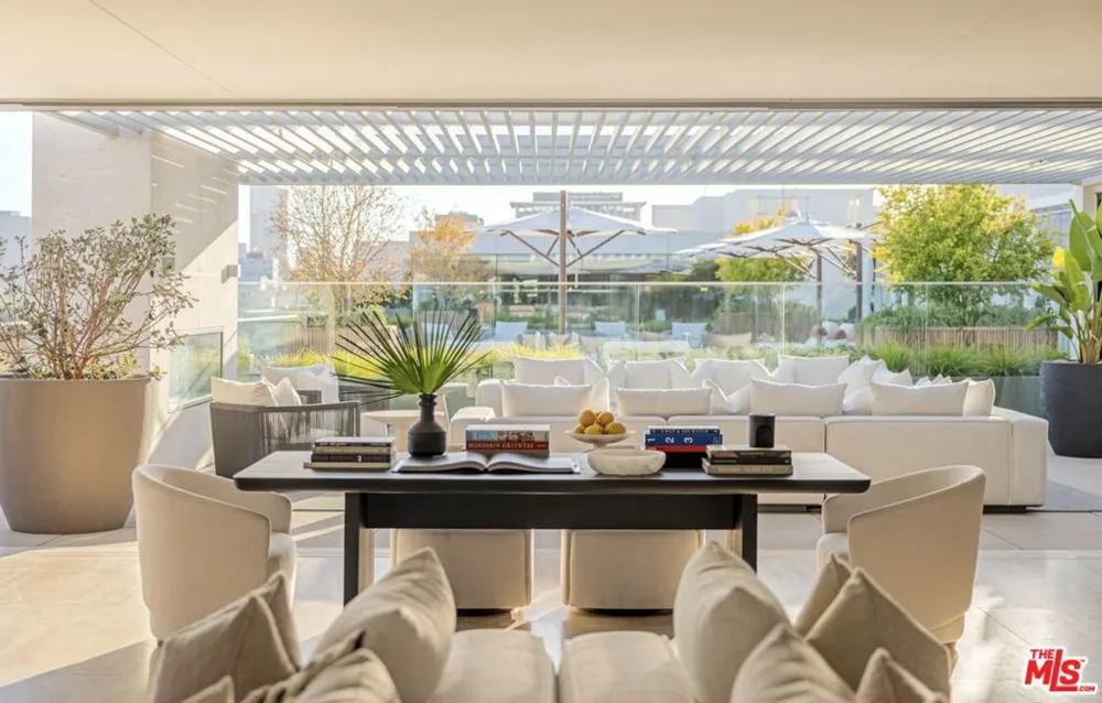 9200 Wilshire Boulevard #402W Beverly Hills, CA 90212