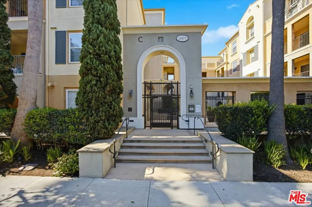 12975 Agustin Place #335 Playa Vista, CA 90094