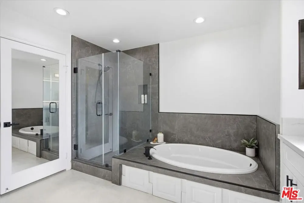12975 Agustin Place #335 Playa Vista, CA 90094