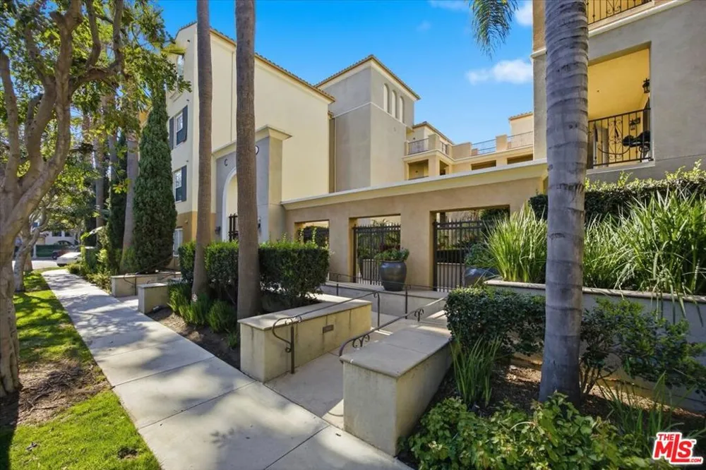 12975 Agustin Place #335 Playa Vista, CA 90094