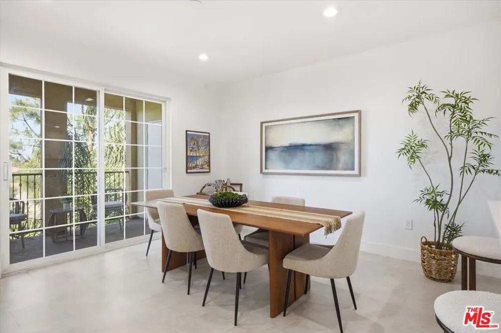 12975 Agustin Place #335 Playa Vista, CA 90094