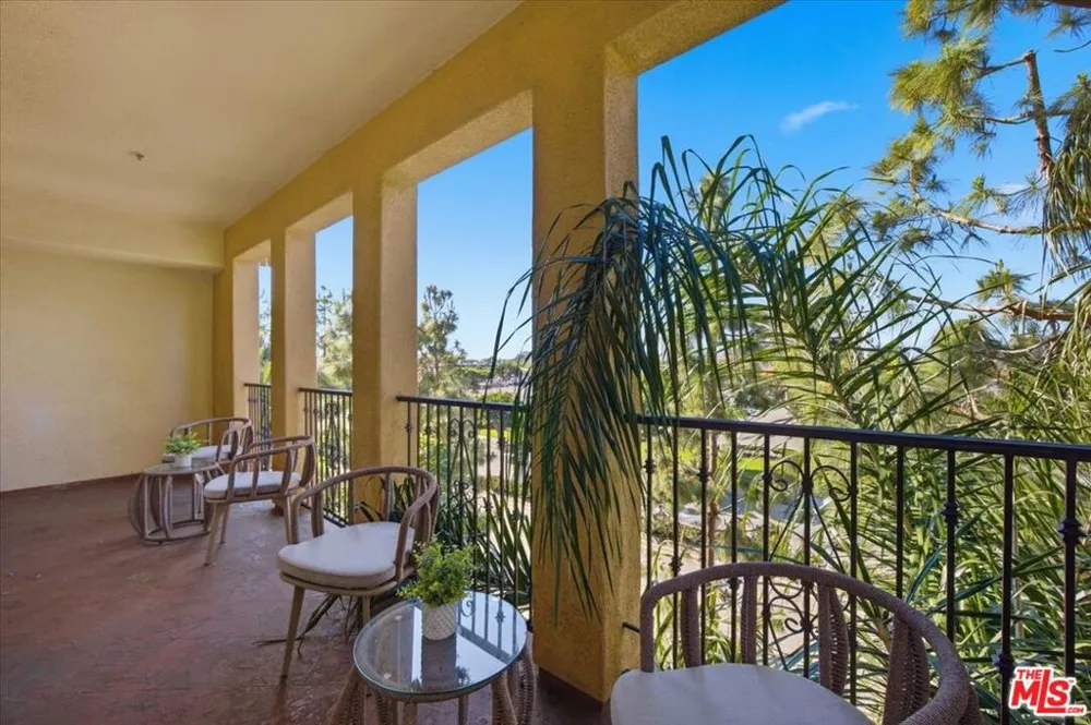 12975 Agustin Place #335 Playa Vista, CA 90094