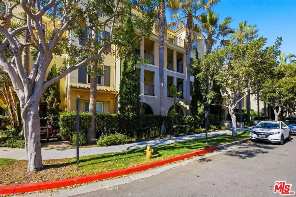 12975 Agustin Place #335 Playa Vista, CA 90094