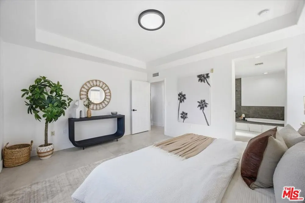 12975 Agustin Place #335 Playa Vista, CA 90094