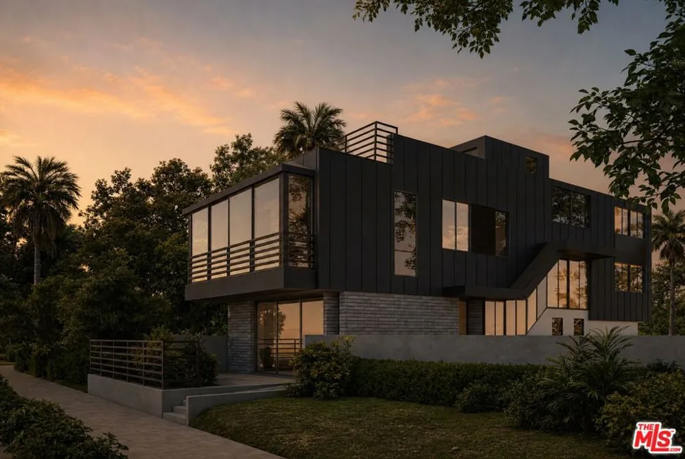 404 Linnie Canal Venice, CA 90291