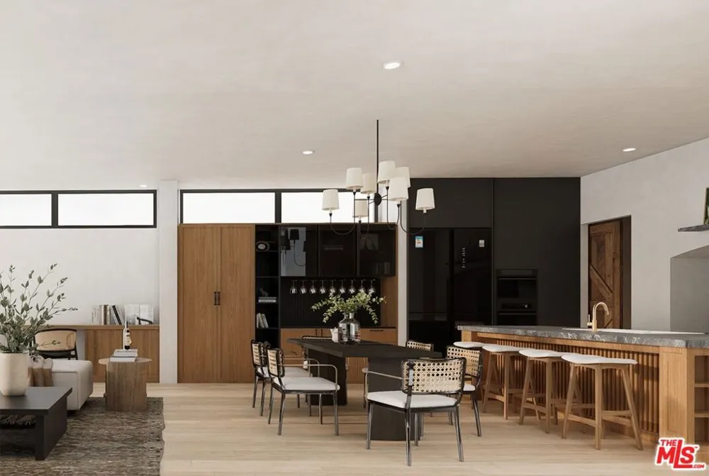 404 Linnie Canal Venice, CA 90291