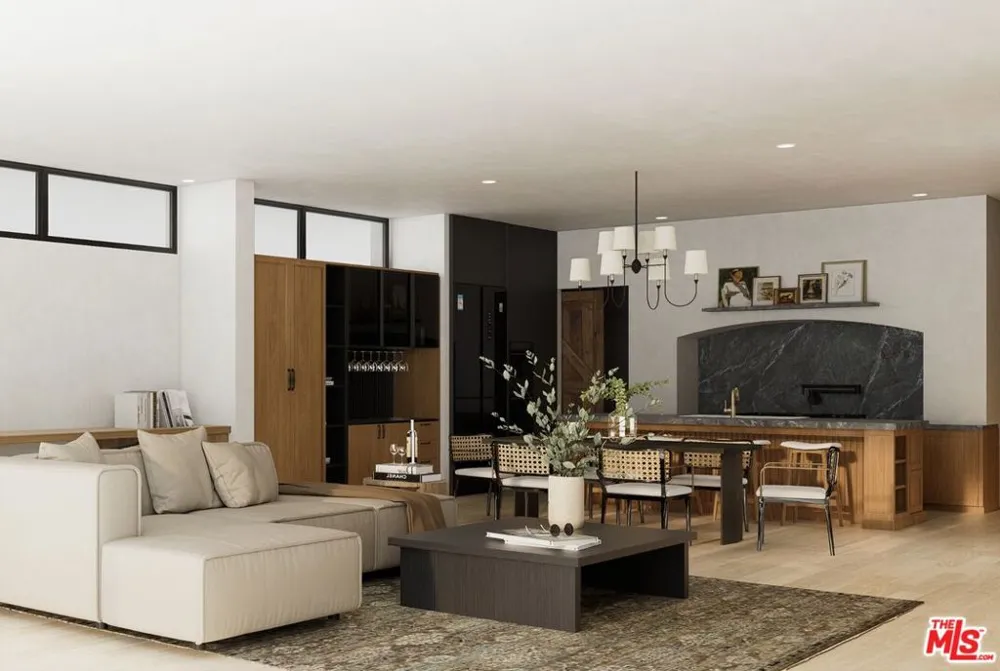 404 Linnie Canal Venice, CA 90291