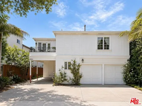 834 Lincoln Boulevard #2