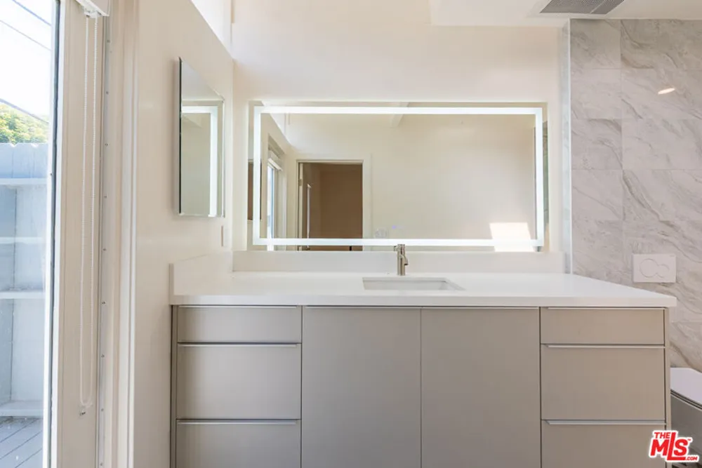 7273 Birdview Avenue Malibu, CA 90265