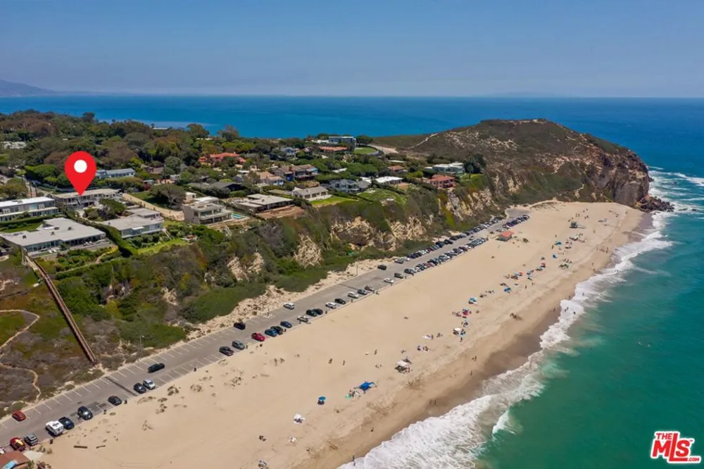 7273 Birdview Avenue Malibu, CA 90265