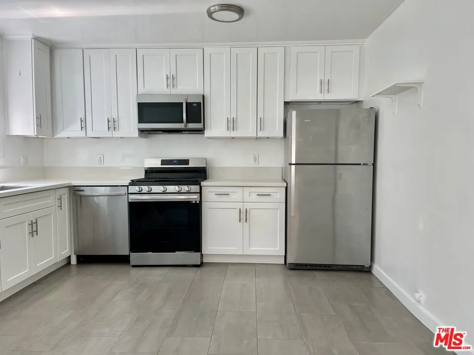 629 Hardin Drive #1 Inglewood, CA 90302