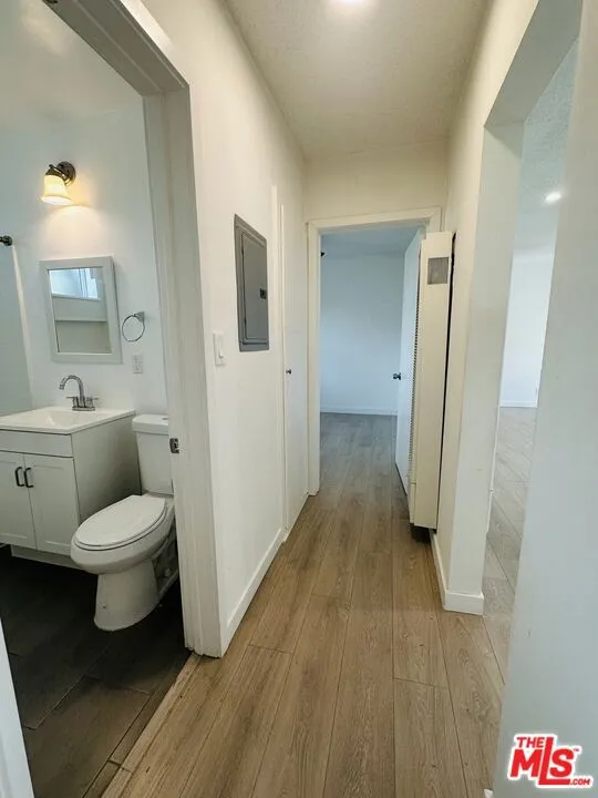 629 Hardin Drive #1 Inglewood, CA 90302