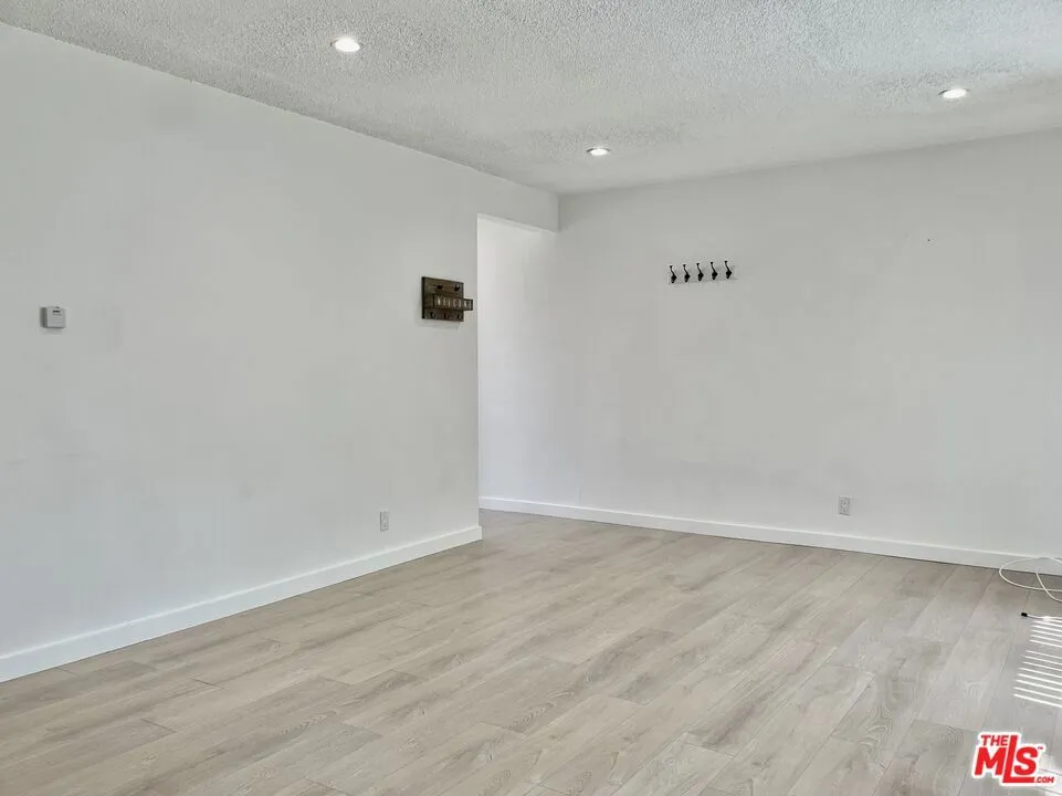 629 Hardin Drive #1 Inglewood, CA 90302