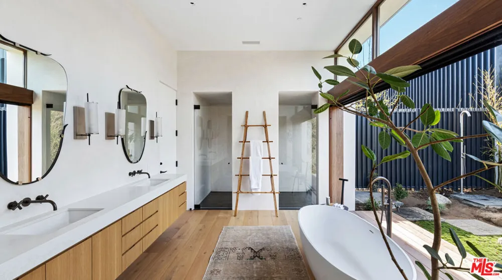 6708 Wildlife Road Malibu, CA 90265