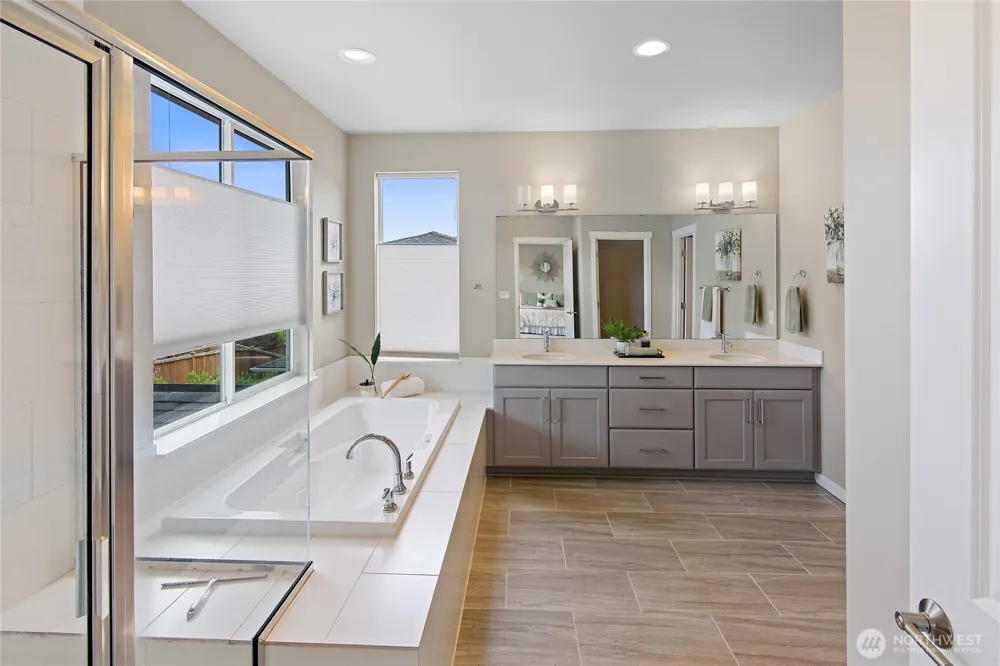 2424 NE Redford Street Poulsbo, WA 98370