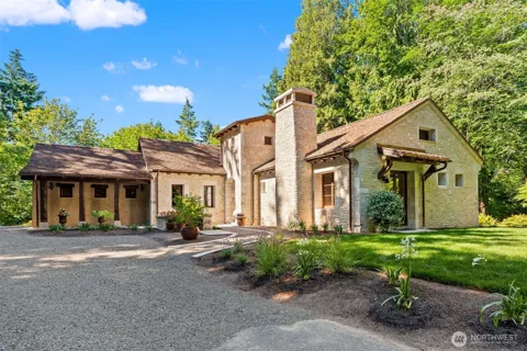 11008 Deer Drive