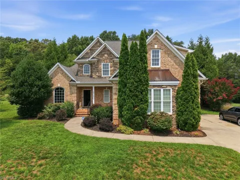 8106 Angels Glen Drive
