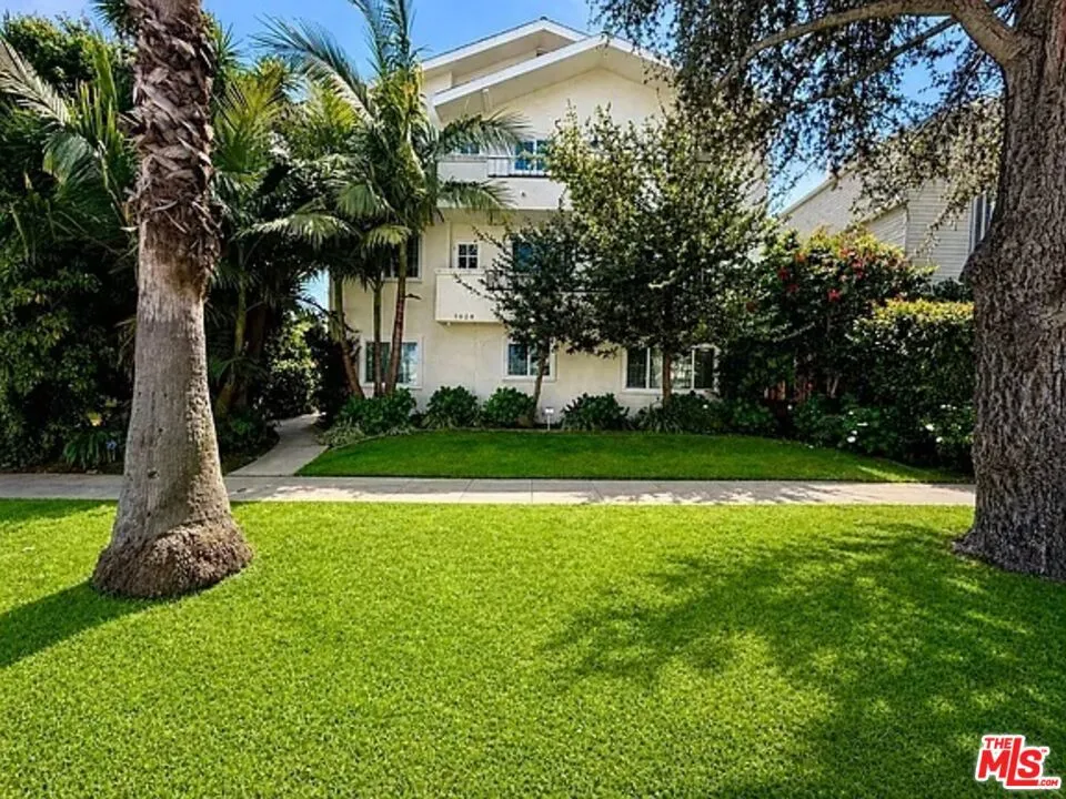 1028 12th Street #8 Santa Monica, CA 90403