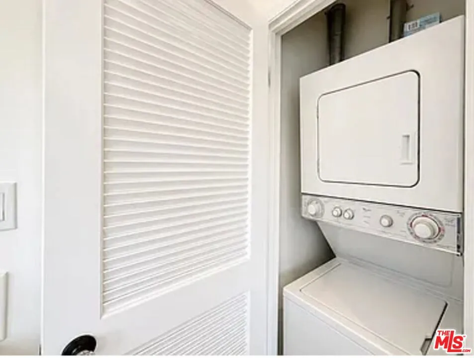 1028 12th Street #8 Santa Monica, CA 90403