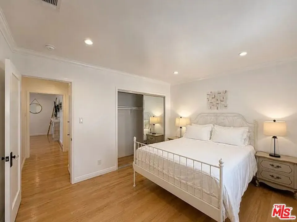 1028 12th Street #8 Santa Monica, CA 90403