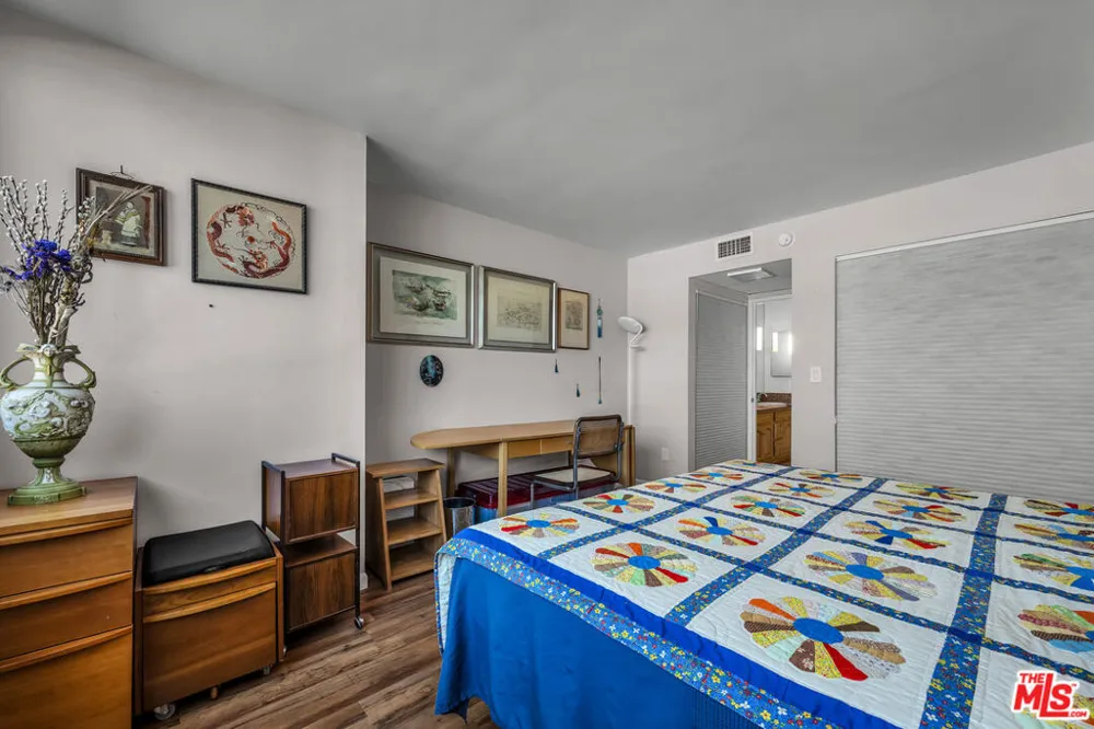 421 S La Fayette Park Place #210 Los Angeles, CA 90057