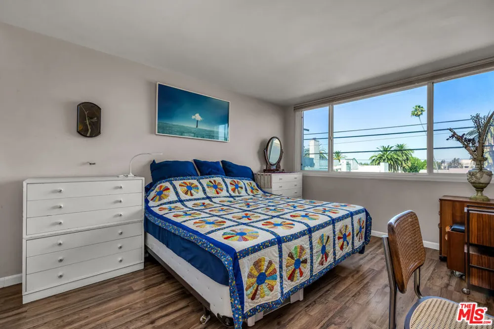 421 S La Fayette Park Place #210 Los Angeles, CA 90057
