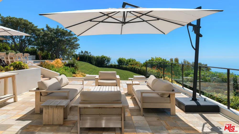 27445 Winding Way Malibu, CA 90265