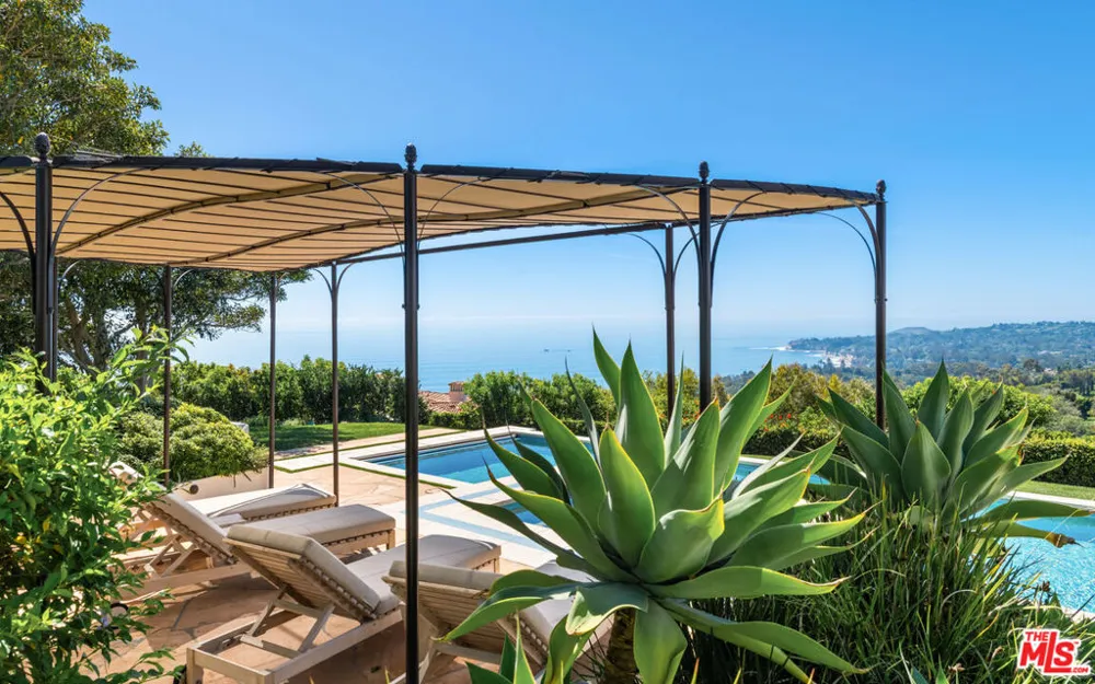 27445 Winding Way Malibu, CA 90265
