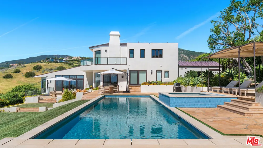 27445 Winding Way Malibu, CA 90265