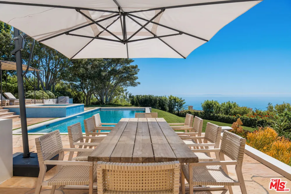 27445 Winding Way Malibu, CA 90265