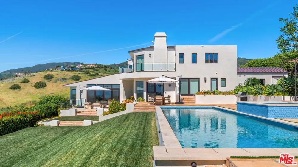27445 Winding Way Malibu, CA 90265