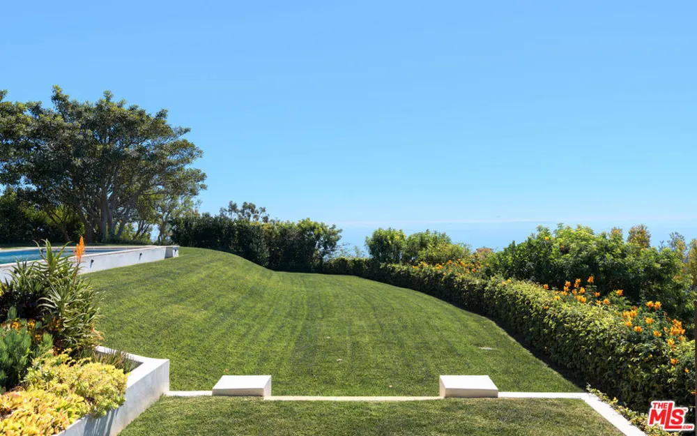 27445 Winding Way Malibu, CA 90265