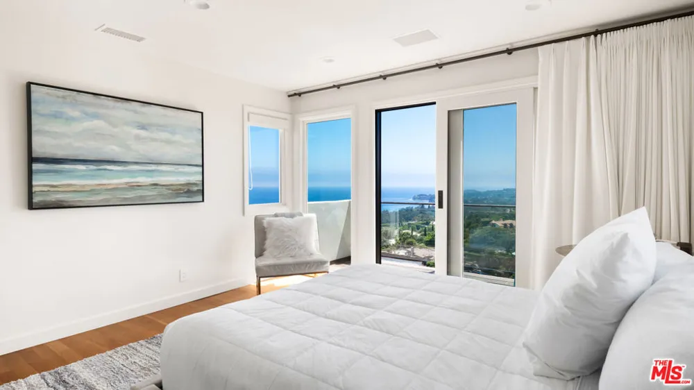 27445 Winding Way Malibu, CA 90265