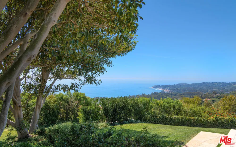 27445 Winding Way Malibu, CA 90265