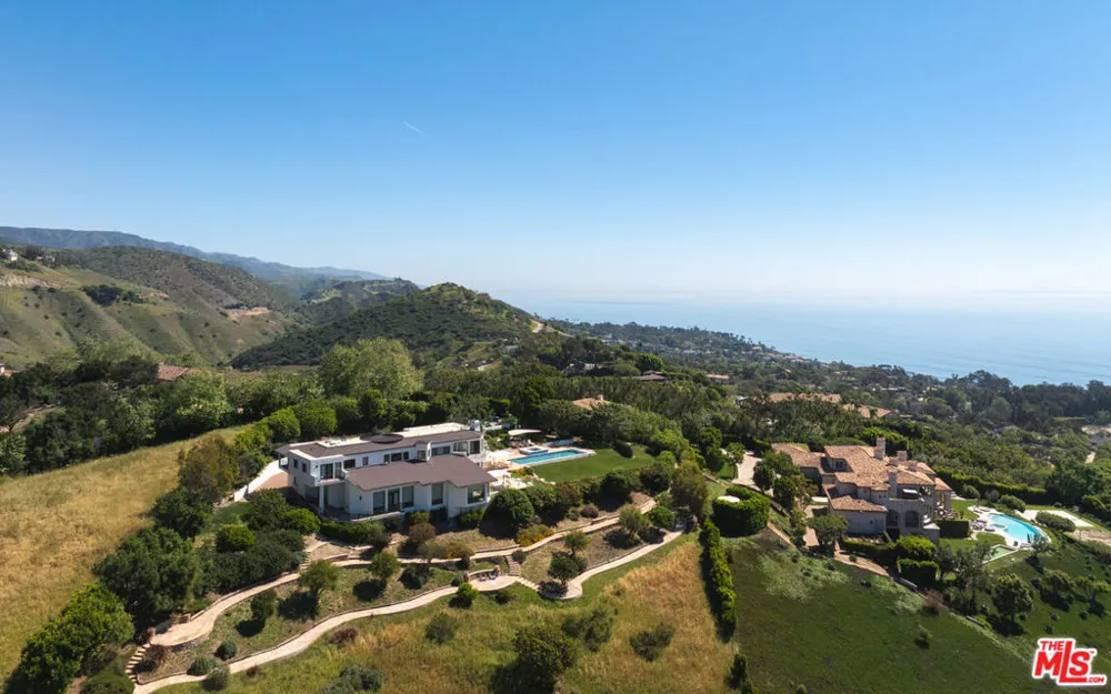 27445 Winding Way Malibu, CA 90265