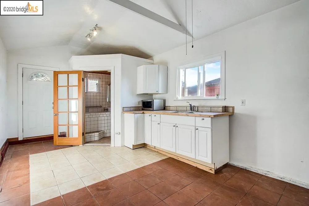 1529 Laurel Ave Richmond, CA 94805