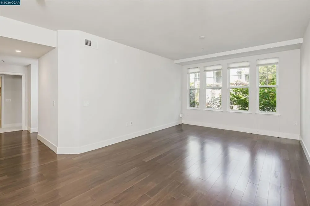 1000 Dewing Ave #115 Lafayette, CA 94549