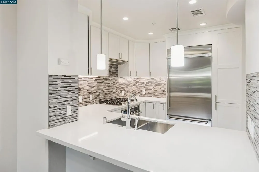 1000 Dewing Ave #115 Lafayette, CA 94549
