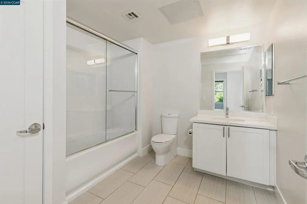 1000 Dewing Ave #115 Lafayette, CA 94549