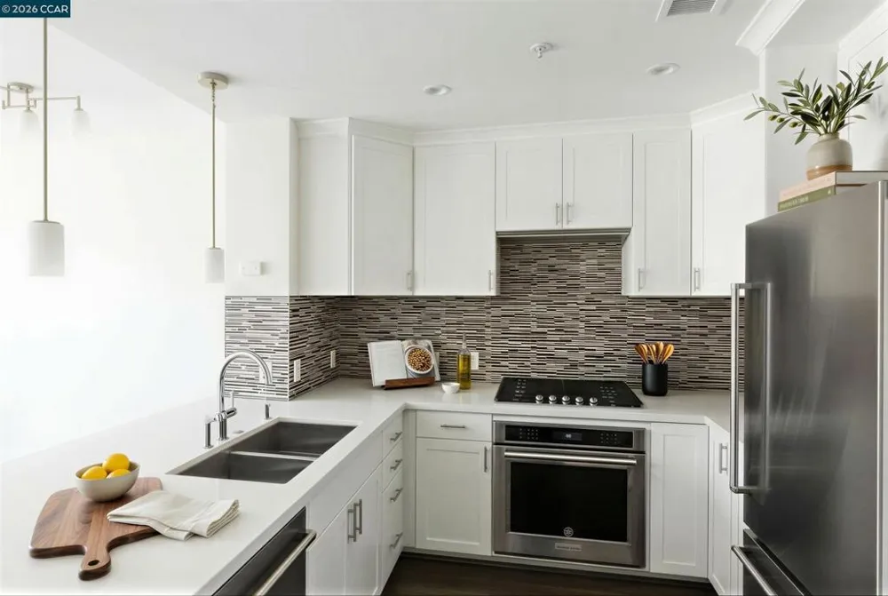 1000 Dewing Ave #115 Lafayette, CA 94549