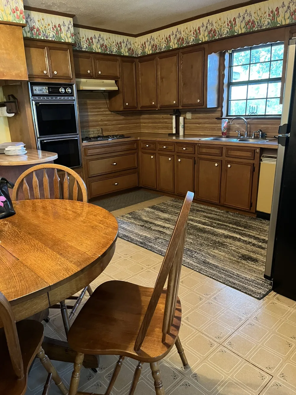 6303 Greenvine Road Brenham, TX 77833