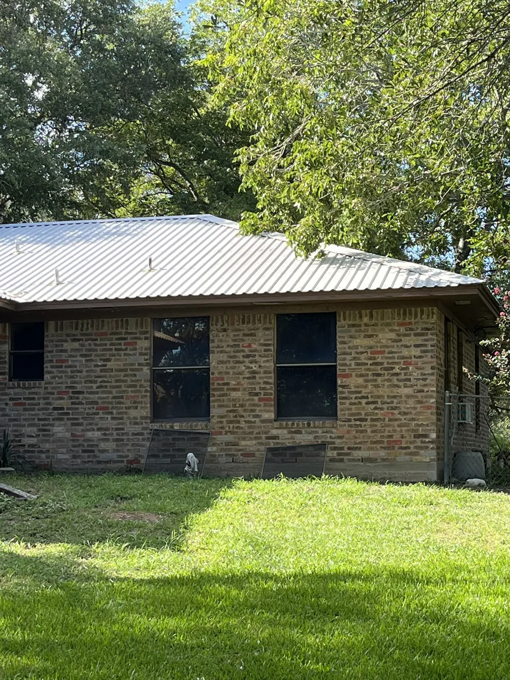 6303 Greenvine Road Brenham, TX 77833