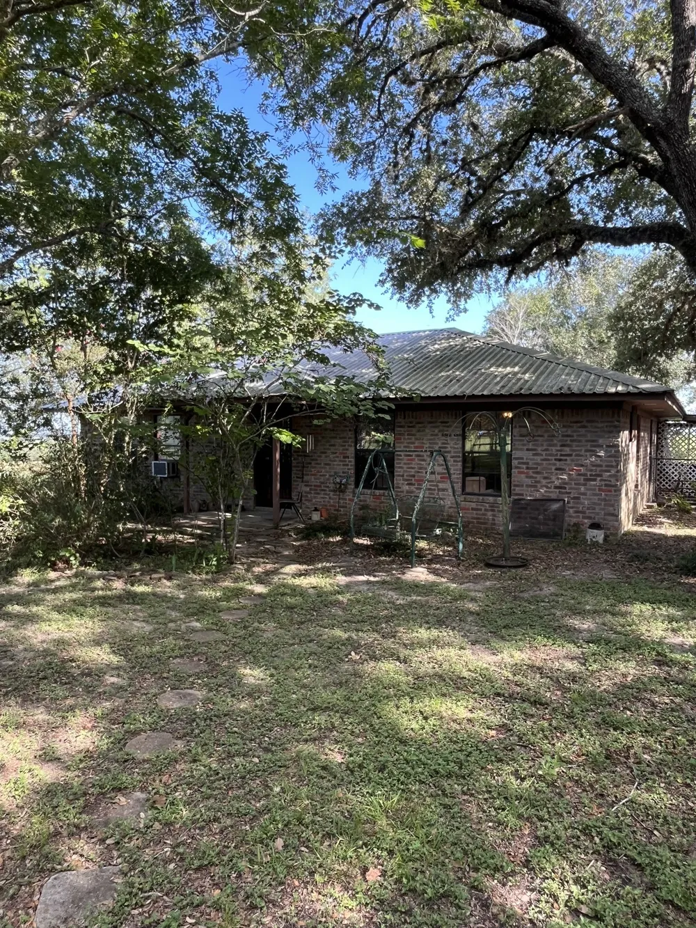6303 Greenvine Road Brenham, TX 77833