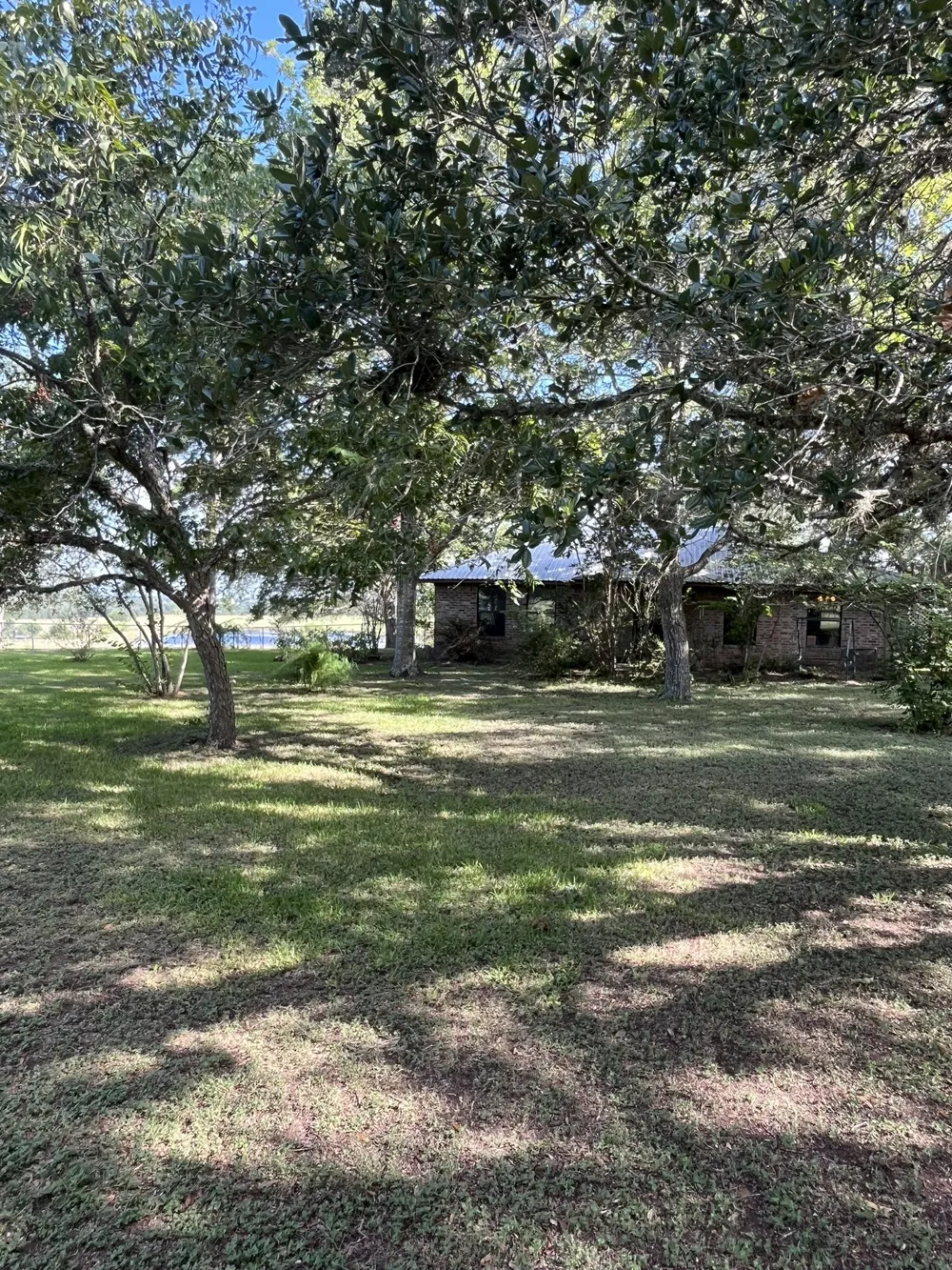 6303 Greenvine Road Brenham, TX 77833