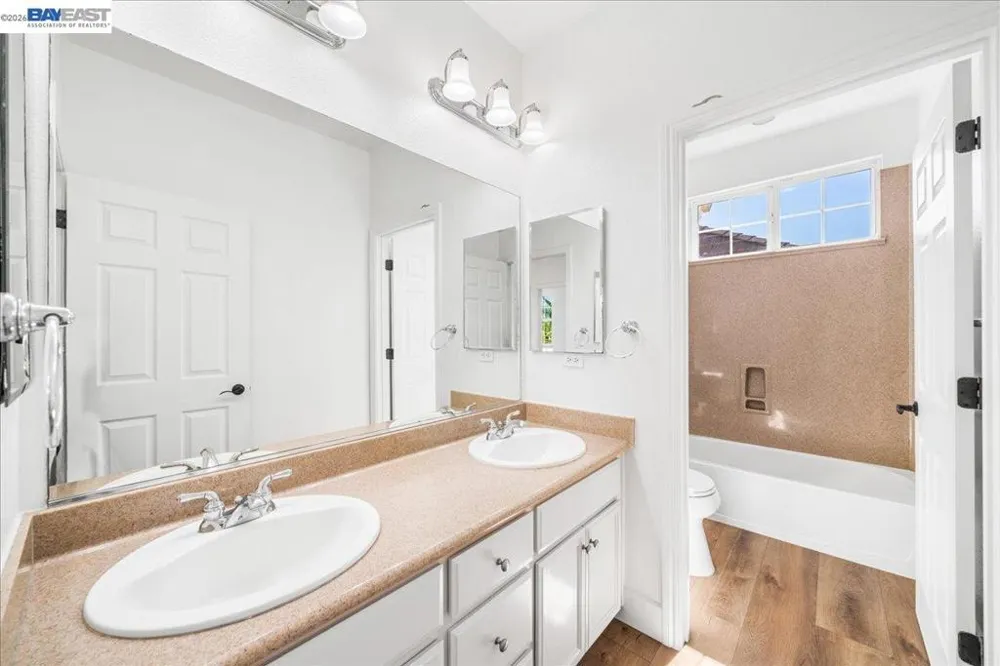 1461 Biarritz St Tracy, CA 95304
