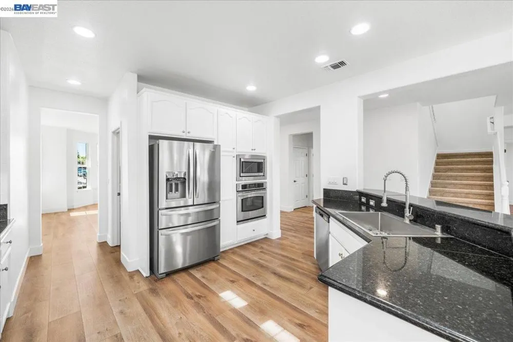 1461 Biarritz St Tracy, CA 95304